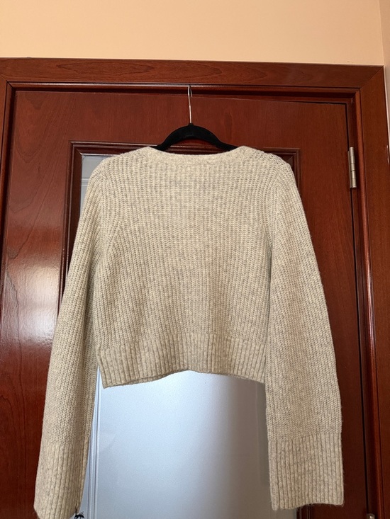 Cozy V-Neck Button Front Women's Sweater Cardigan - Cream - Picture 2 of 2